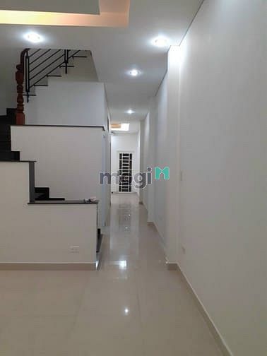 Hình ảnh Nhà 2 Lầu Gần VINCOM Gò Vấp - 32M2 . SỔ BAO ĐẸP