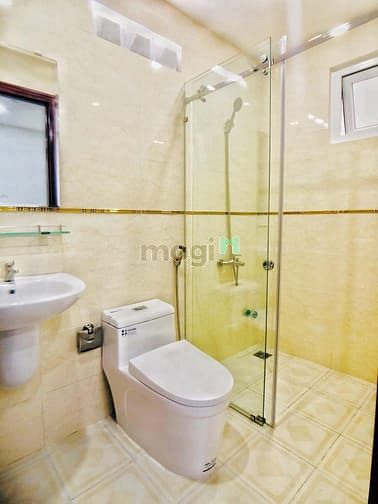 Hình ảnh Căn Hộ Cho Thuê 50m2 full nội thất, có ban công giá 8tr5 gần Sân Bay