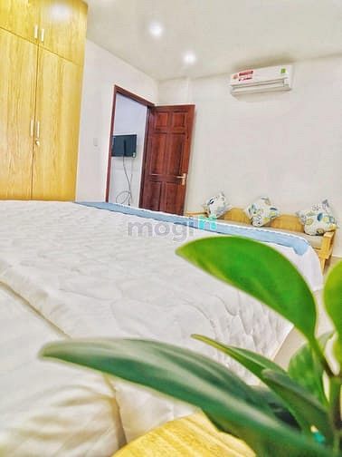 Hình ảnh Căn Hộ Cho Thuê 50m2 full nội thất, có ban công giá 8tr5 gần Sân Bay