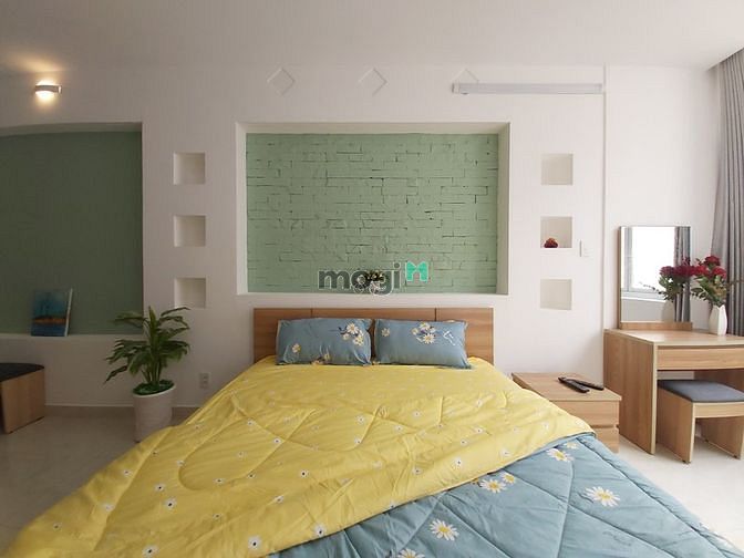 Hình ảnh Full nội thất gỗ 30m2 đường lớn Thành thái Q10 thoáng, an ninh 24/7