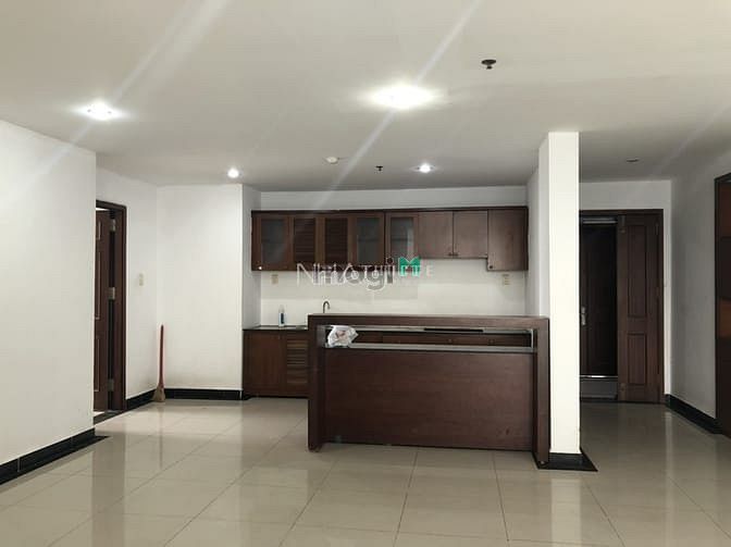 Hình ảnh ✔ Cho thuê CHCC GIAI VIỆT 148m 3pn 3wc - Có rèm cửa