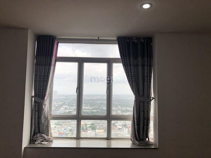 Hình ảnh ✔ Cho thuê CHCC GIAI VIỆT 148m 3pn 3wc - Có rèm cửa