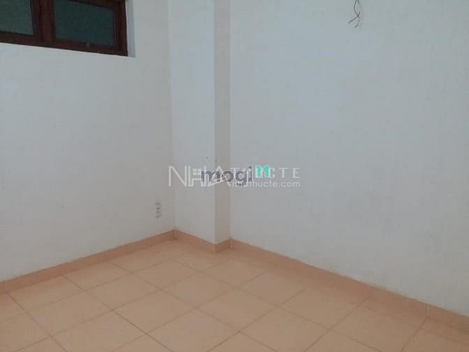 Hình ảnh ✔ Cho thuê CHCC BÔNG SAO 68m 2pn 1wc - Nhà trống