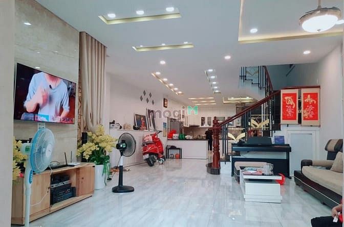 Hình ảnh Cho thuê nhà HXH 207/4 lê quanh định bình thạnh.