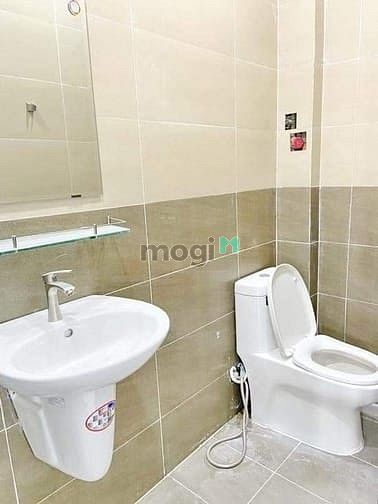 Hình ảnh Bán Gấp Nhà Đất Thánh - 4.5x12m - Chỉ 4 tỷ 4