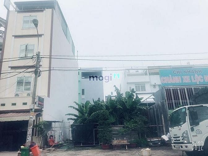 Hình ảnh Còn mảnh đất ông bà để lại ngay bến xe Miền Tây cần bán gấp
