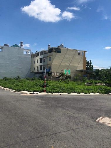 Hình ảnh Sang lại lô góc 8x16m thổ cư 100%, cách Aeon 10 phút
