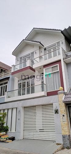 Hình ảnh Cho thuê nhà đường Hoàng Văn Thụ quận Tân Bình 8x26m .