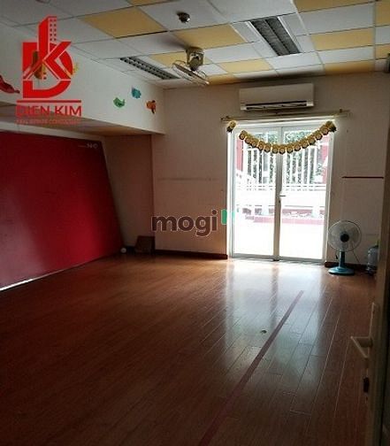 Hình ảnh Cho thuê nhà đường Cộng Hoà quận Tân Bình 6x26,5m .