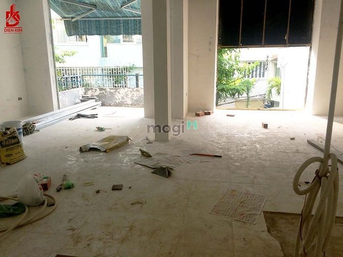 Hình ảnh Cho thuê nhà đường Hoàng Việt quận Tân Bình 7,5x24m .