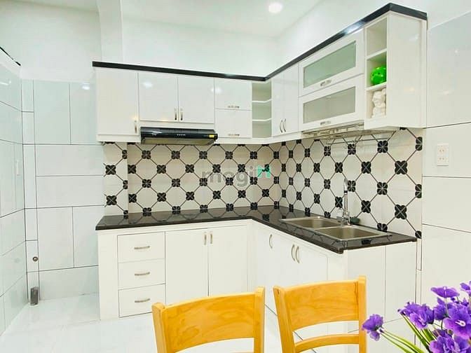 Hình ảnh Cho thuê nhà 443b Lê Văn Sỹ quận 3 khu vực dân cư đông đúc