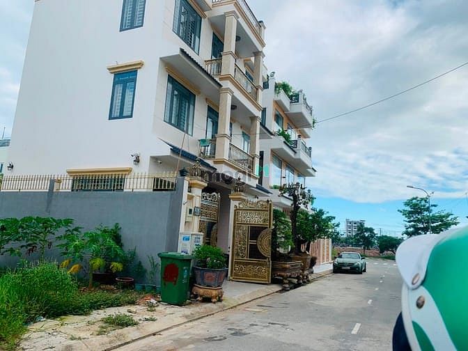 Hình ảnh Cần tiền bán gấp 3 lô kế góc đất liền kề trong khu đô thị Tên Lửa BTan
