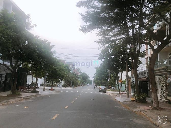Hình ảnh Tìm chủ cho nền Biệt Thự Góc KDC Tên Lửa  diện tích 210m2