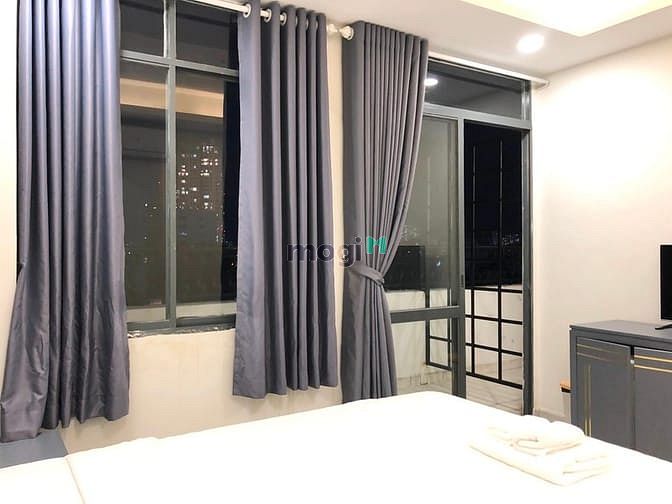 Hình ảnh Mb6623 nạp rút nhanh chóng có balcon, cửa sổ thoáng, chỉ tính điện nước, quận 1
