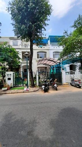 Hình ảnh Bán biệt thự hưng thái phú mỹ hưng q7
