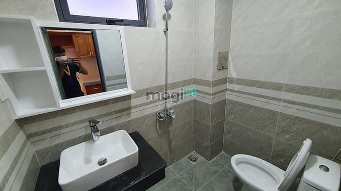 Hình ảnh Mb6623 nạp rút nhanh chóng cho thuê có balcon, cửa sổ lớn gần Phú Nhuận, sát Quận 1