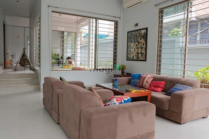 Hình ảnh Cho Thuê Biệt Thự 400m2 Hầm 3 Lầu 4 Phòng Sau SONH HÀNH_An Phú