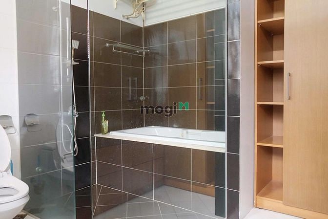 Hình ảnh Cho Thuê Biệt Thự 400m2 Hầm 3 Lầu 4 Phòng Sau SONH HÀNH_An Phú