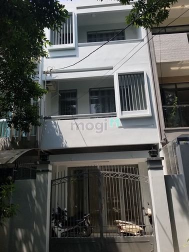 Hình ảnh Cho thuê nhà 766/3a Cách Mạng Tháng 8 phường 5 Quận Tân Bình.