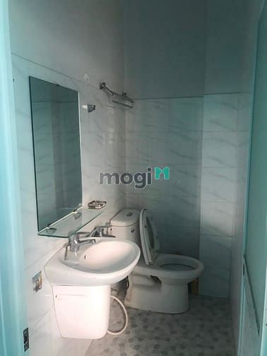 Hình ảnh Cho thuê Nhà 18A Trần Quang Diệu  Phường 14, Quận 3
