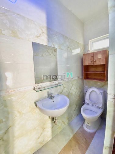 Hình ảnh BAN CÔNG giá BÈO BỌT_Studio có nthất_Vòng xoay Phù Đổng_CMT8_cv 23/9