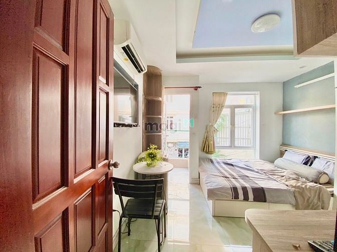 Hình ảnh BAN CÔNG giá BÈO BỌT_Studio có nthất_Vòng xoay Phù Đổng_CMT8_cv 23/9