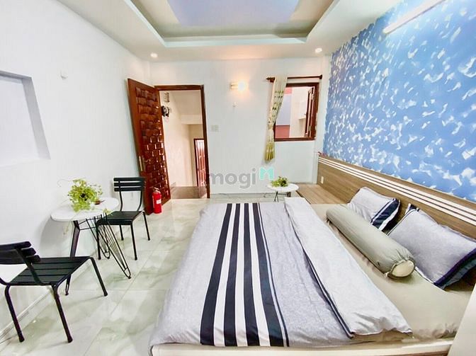 Hình ảnh BAN CÔNG giá BÈO BỌT_Studio có nthất_Vòng xoay Phù Đổng_CMT8_cv 23/9