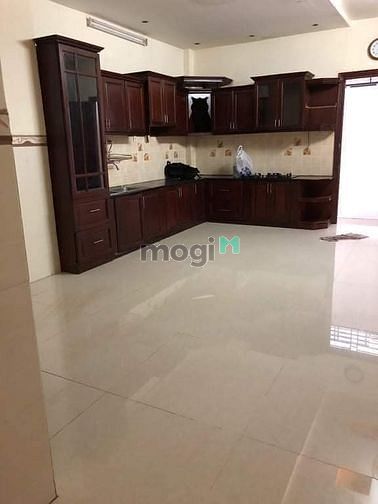 Hình ảnh Cho thuê nguyên căn 35/2 Lê Bình Đoạn ngay ngã tư Lê Bình