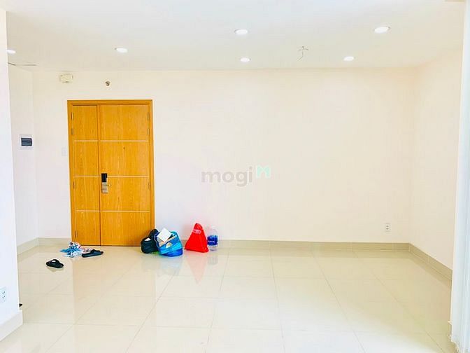 Hình ảnh ✔ Cho thuê CHCC HIM LAM CHỢ LỚN 86m 2pn 2wc - Nội thất đầy đủ