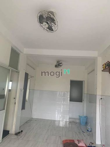 Hình ảnh Mặt tiền Lạc Long quân 1 căn duy nhất, 48m2 chỉ 7 tỷ ba.