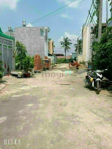 Hình ảnh Bán đất thổ cư gần đường Lã Xuân Oai phường Long Trường Q9