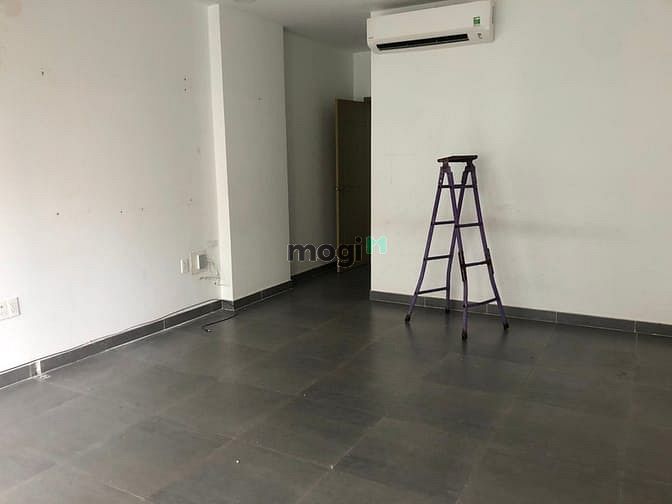 Hình ảnh Cho thuê nhà 1025A CMT8, P5, Tân Bình