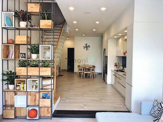 Hình ảnh Nhà đẹp 3 phòng ngủ gần núi Sơn Trà - B203