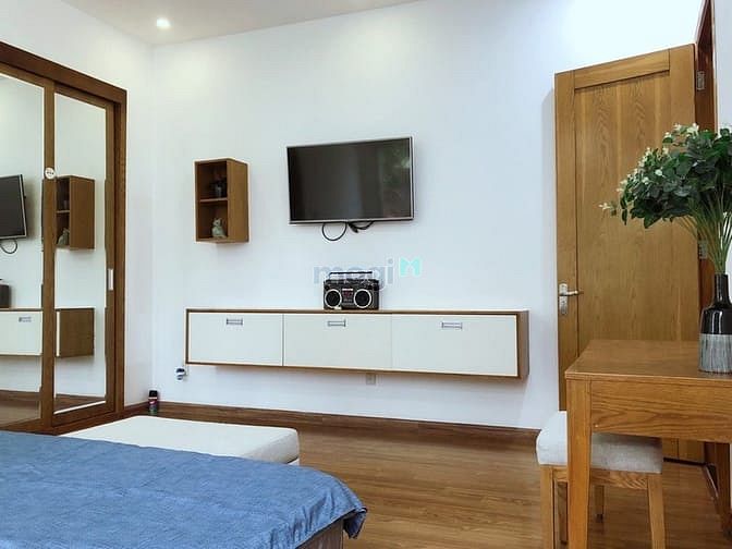 Hình ảnh Nhà đẹp 3 phòng ngủ, gần biển Mỹ Khê - B408