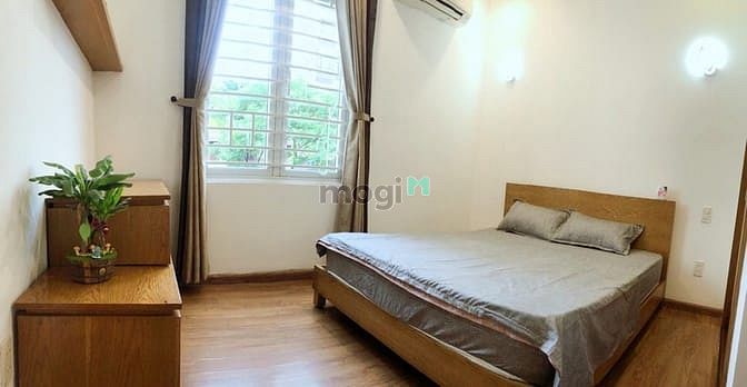 Hình ảnh Nhà đẹp 3 phòng ngủ, gần biển Mỹ Khê - B408