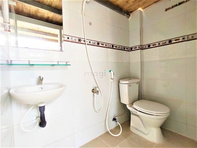 Hình ảnh Mb6623 nạp rút nhanh chóng ở được 3-4 người _ giá rẻ _ phòng mới _ vị trí đẹp