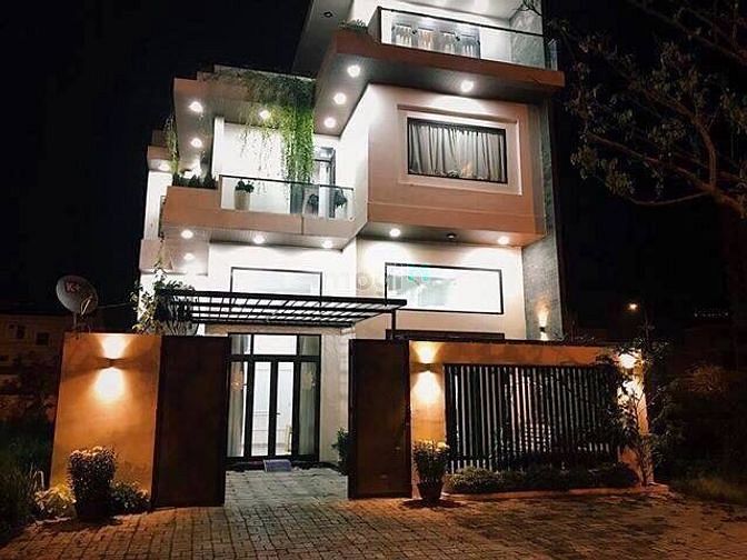 Hình ảnh Biệt thự 5 phòng ngủ gần cầu Thuận Phước – B236