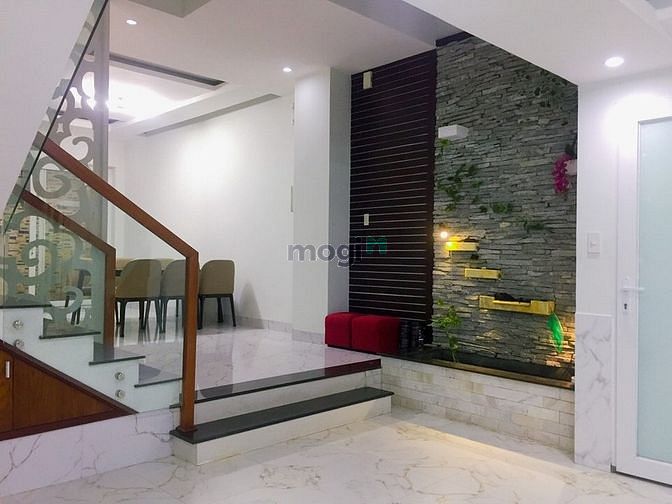 Hình ảnh Nhà đẹp 3PN gần biển Phạm Văn Đồng - B256