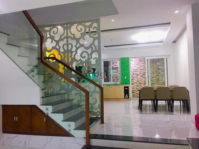 Hình ảnh Nhà đẹp 3PN gần biển Phạm Văn Đồng - B256