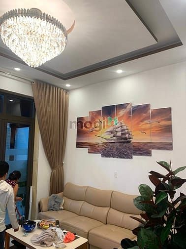 Hình ảnh Nhà đẹp 3PN gần cầu Sông Hàn - B523