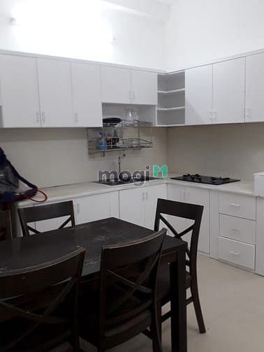 Hình ảnh cho thuê nhà 18A Tân Cảng gần Vinhomes Central Park. DTSD 280m2