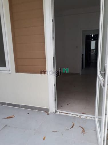 Hình ảnh cho thuê nhà 18A Tân Cảng gần Vinhomes Central Park. DTSD 280m2