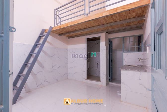 Hình ảnh Mb6623 nạp rút nhanh chóng ban công view sân bay mới xây gác cao siêu đẹp
