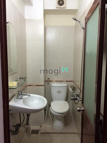 Hình ảnh Shock Căn Hộ minu Quận 1 Full NT_Có Ban Công_Phố Tây Giá Cực Rẻ
