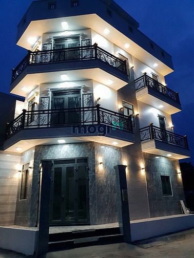 Hình ảnh cho thuê nhà biệt thự góc 2MT hẻm 215A Phan Đình Phùng. DTSD 250m2