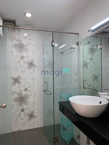 Hình ảnh Cho thuê Nhà Mặt Tiền 172A Phan Đăng Lưu P3 Q.PN