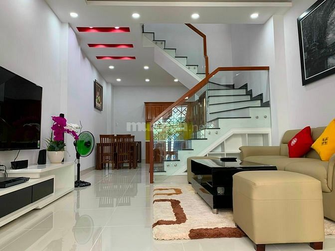 Hình ảnh MT Lê Đình Thám, Quận Tân Phú. Căn duy nhất giá dưới 8 tỷ