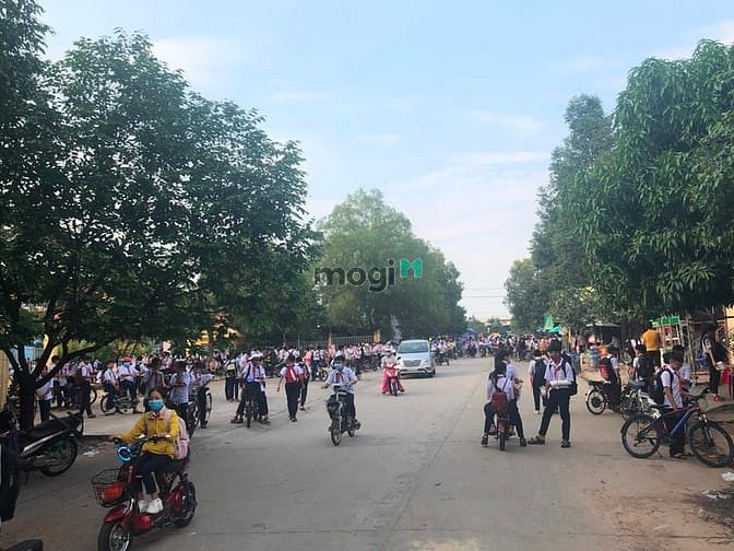Hình ảnh KẸT TIỀN BÁN GẤP đất mặt tiền chợ
