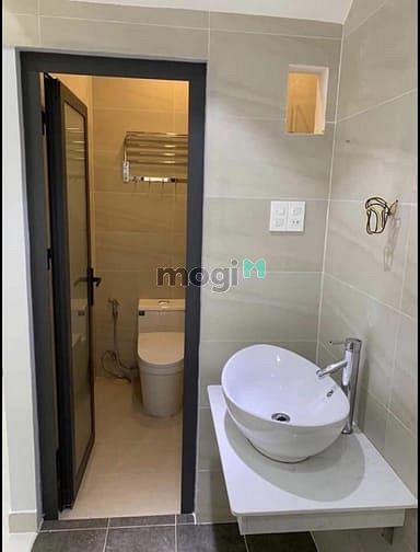 Hình ảnh Cực NÓNG Nhà rất đẹp 45m2 Lê Văn Duyệt chỉ 6 tỷ.