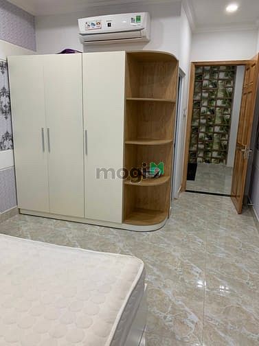 Hình ảnh Cho thuê nhà 176b Phan Đăng Lưu Phú Nhuận, dtsd 220m2
